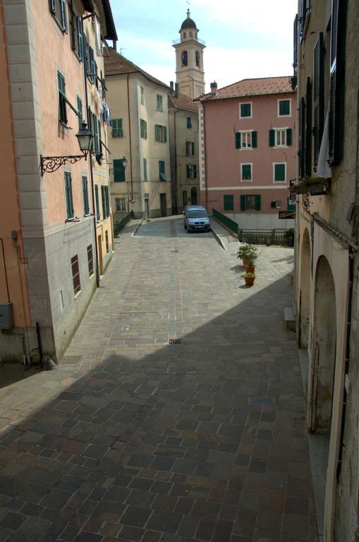 Villa La Finestra Sul Borgo Campo Ligure Habitación foto